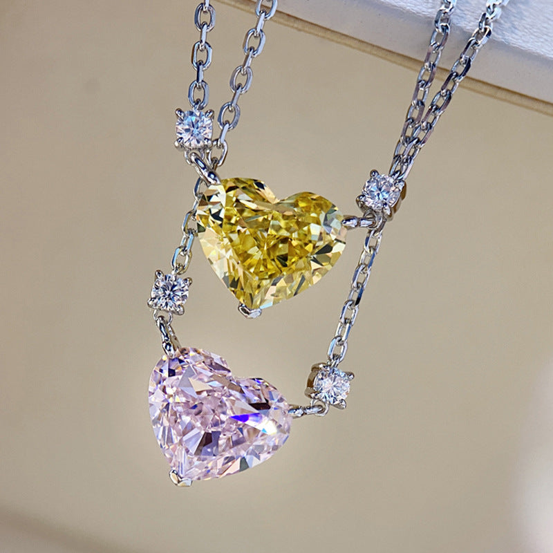 High-grade design sense of temperament with high carbon diamond pink pendant