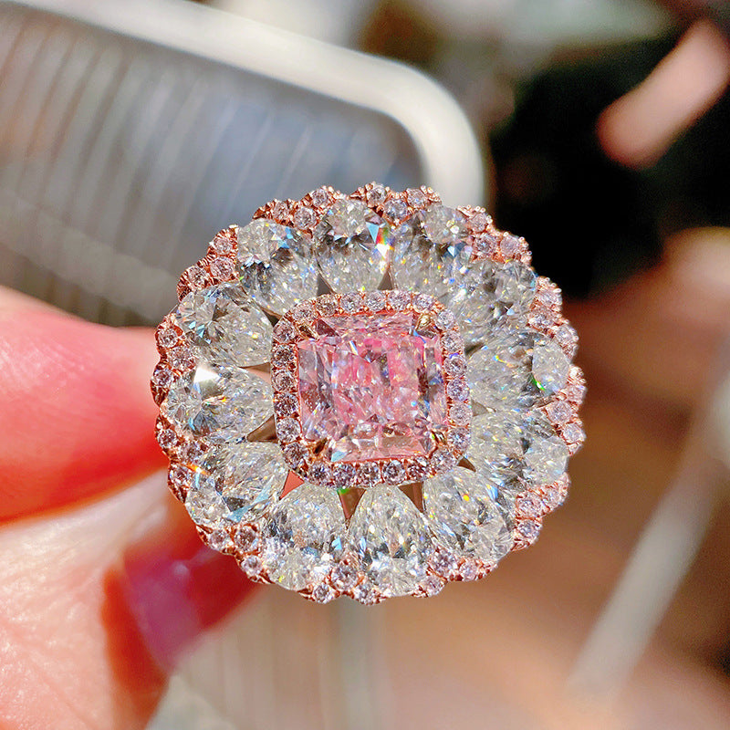 Super bright cherry blossom season color treasure ring pillow shaped Argyll pink diamond ring temperament girl