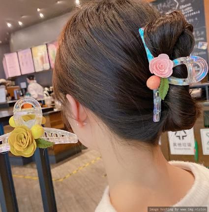 Japanese and South Korean, sweet flowers, mermaid spring and summer, catch clips, temperament, all-match, back of the head, shark dish, hairpin, hairpin, hair accessories